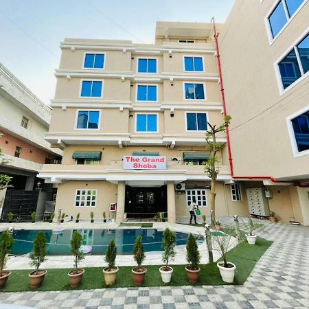 Airport Hotel The Grand Shoba New Delhi Bagian luar foto